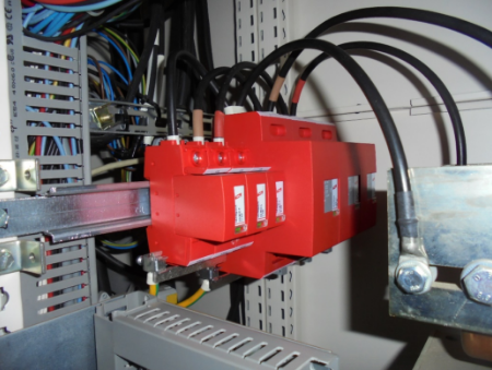 Les étapes clés de la maintenance des parafoudres